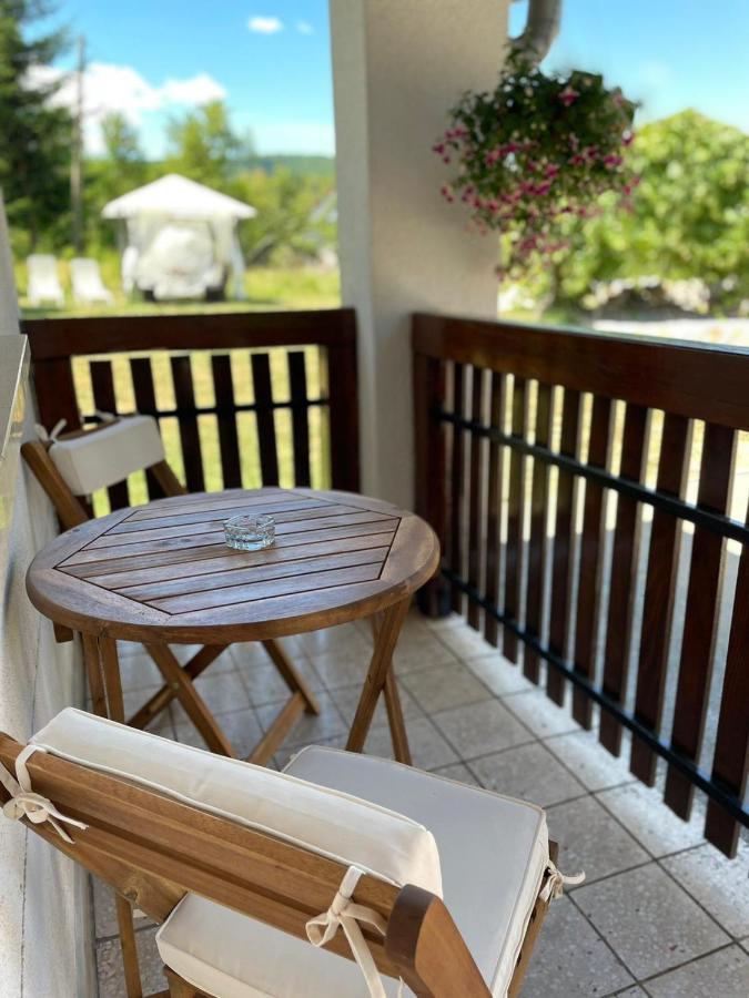 Guest House Family Dukic 라코비카 외부 사진